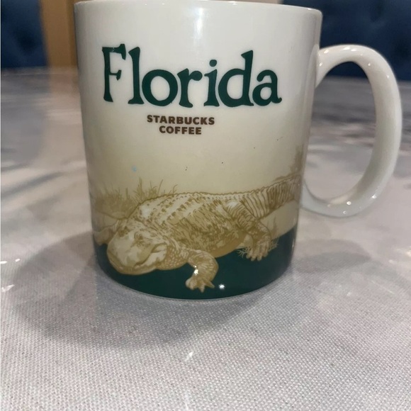 Starbucks Florida Mug with Alligator Design - Picture 1 of 3